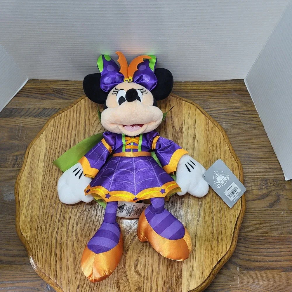 NWT Disney Store Plush Minnie Mouse Halloween Vampire Stuffed Animal Toy 15